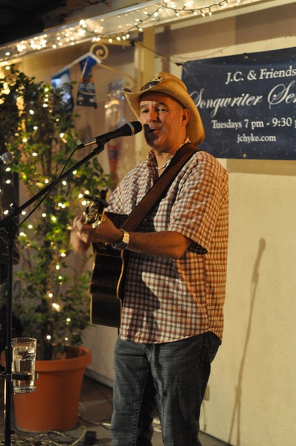 J.C.-Hyke-@-Songwriter-Sere